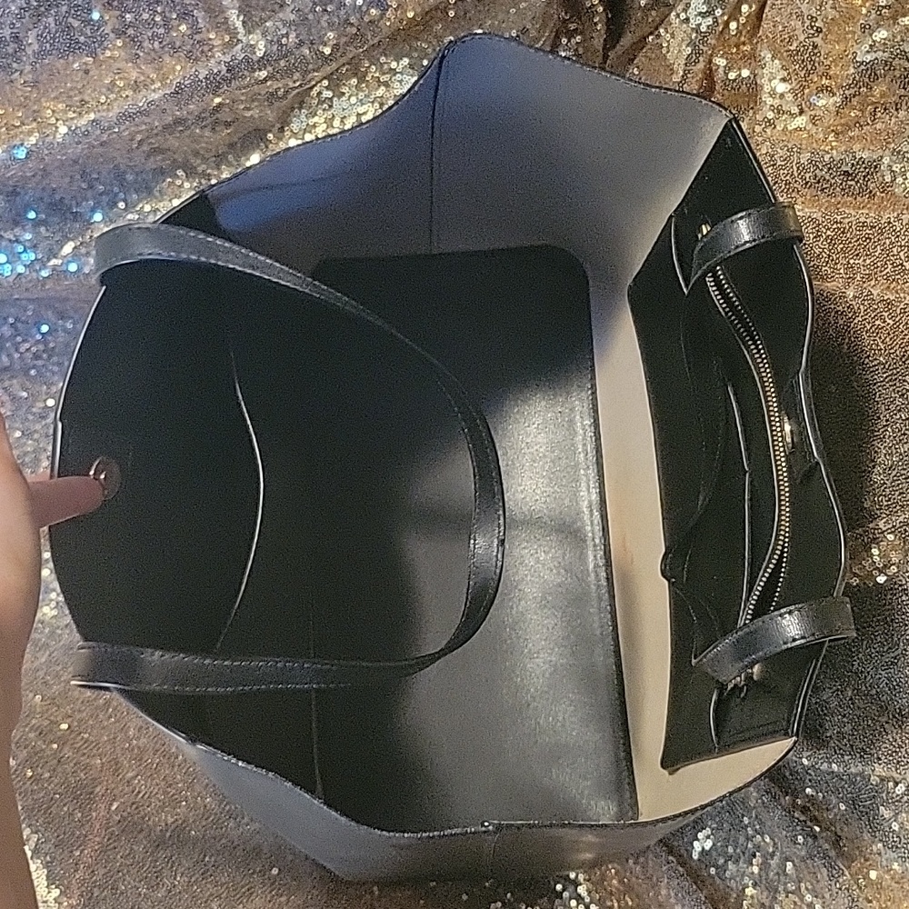 Large Tote - image 3